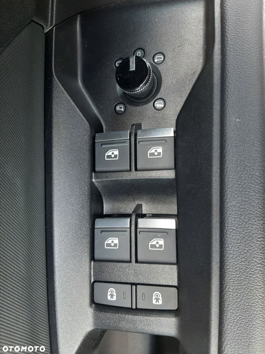 Audi Q4 e-tron - 25