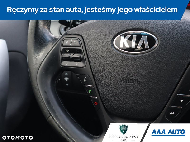 Kia Ceed - 16