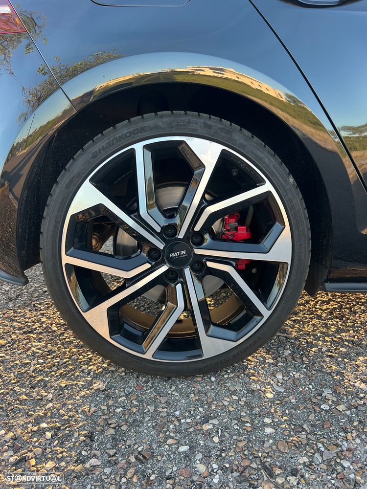 VW Golf GTI Performance BlueMotion DSG - 13