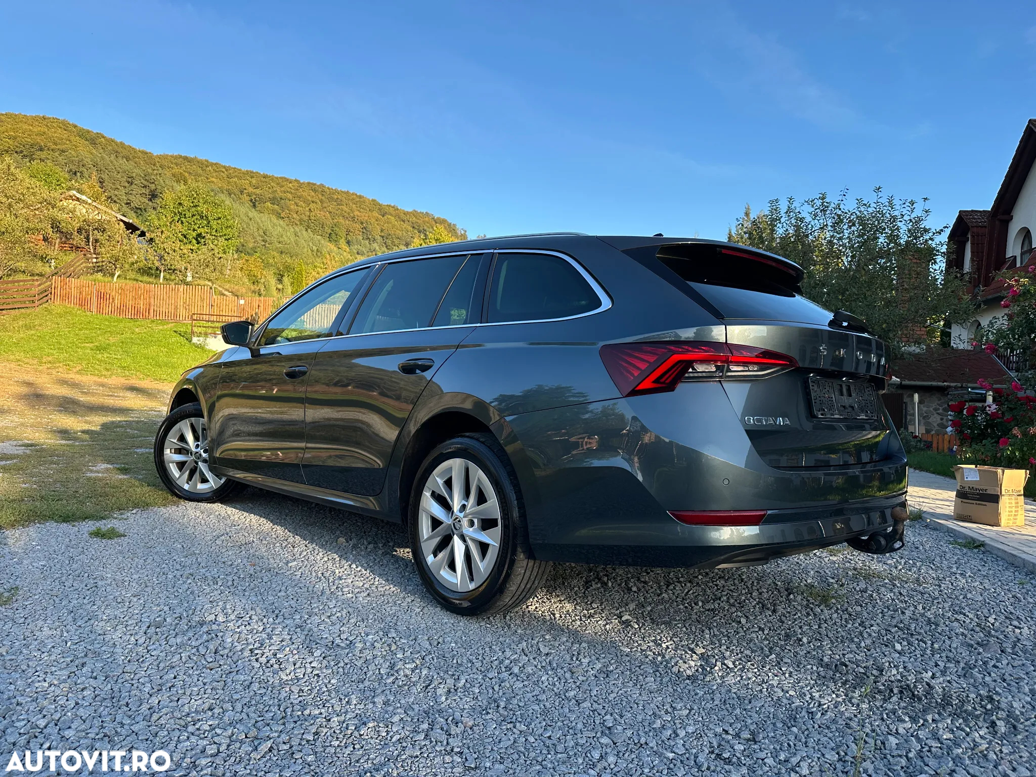 Skoda Octavia 2.0 TDI DSG Ambition - 4