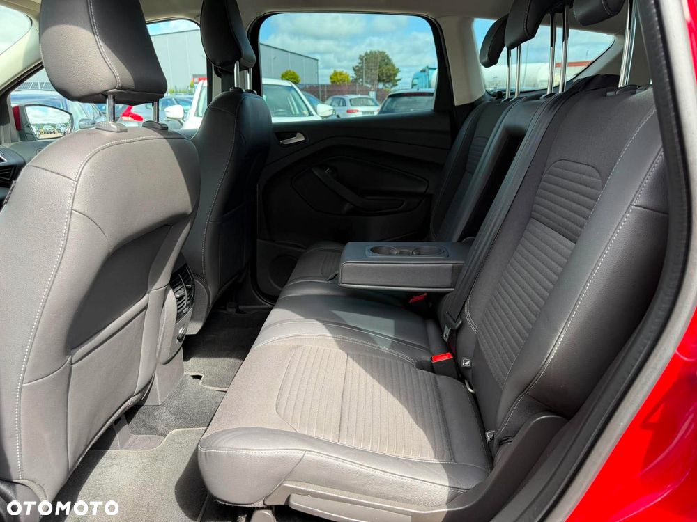 Ford Kuga 2.0 TDCi 4x2 Titanium - 22