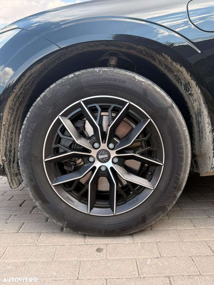 Volvo XC 60 T8 Twin Engine AWD Momentum - 16