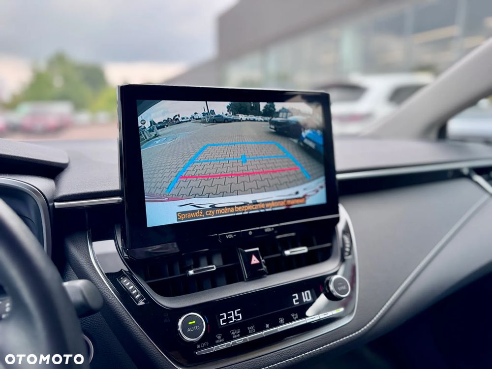 Toyota Corolla 1.8 Hybrid Style - 18