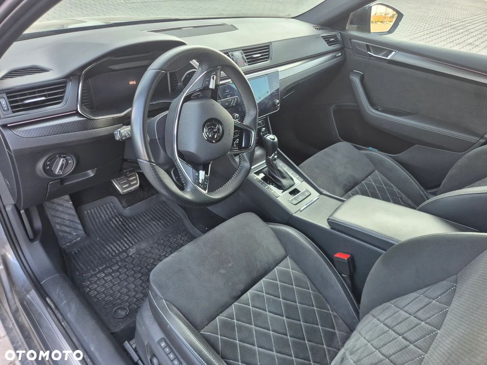 Skoda Superb 2.0 TDI SCR Sportline DSG - 7