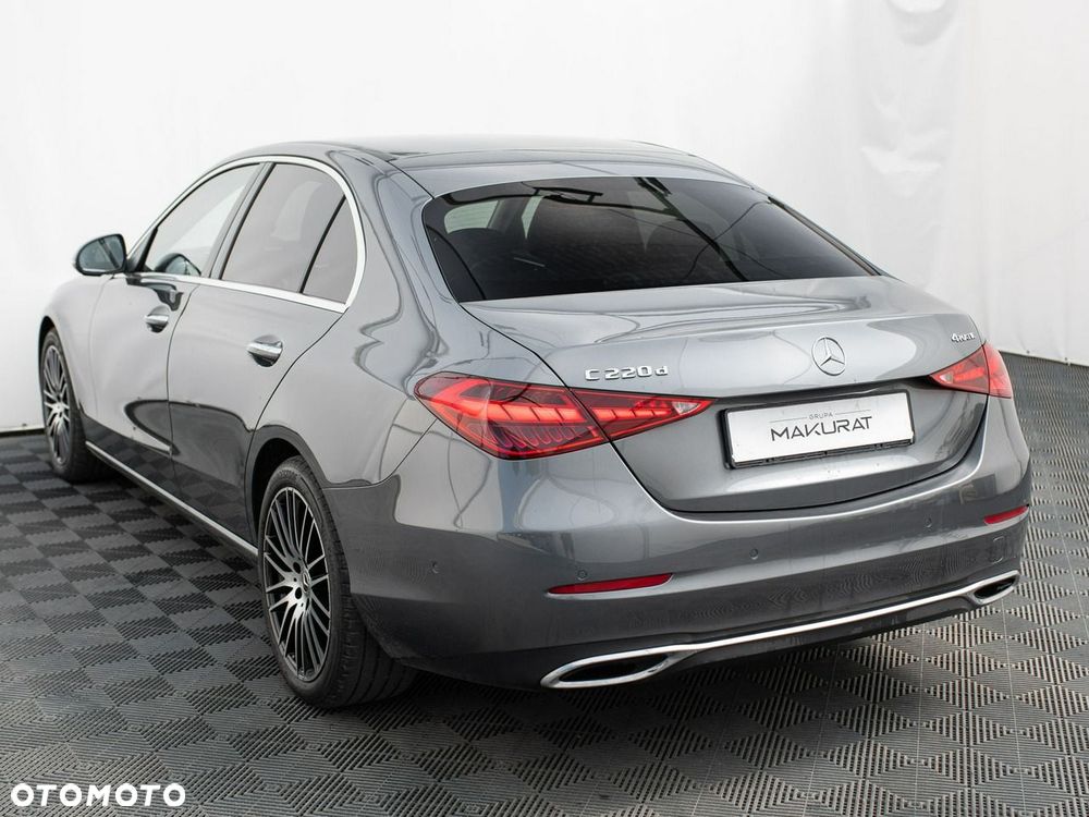Mercedes-Benz C-Class 2024 photo 4