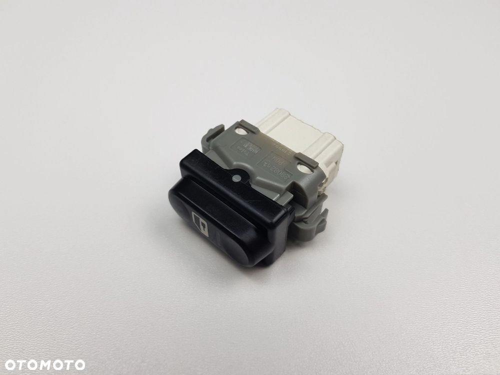 Przełącznik Przycisk Włącznik blokady drzwi Nissan Qashqai J10 28082 21000A - 11