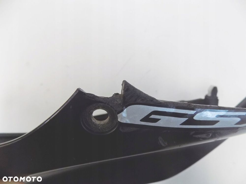SUZUKI GSX-S 125 NAKŁADKA NA ZBIORNIK BAK PRAWA - 6