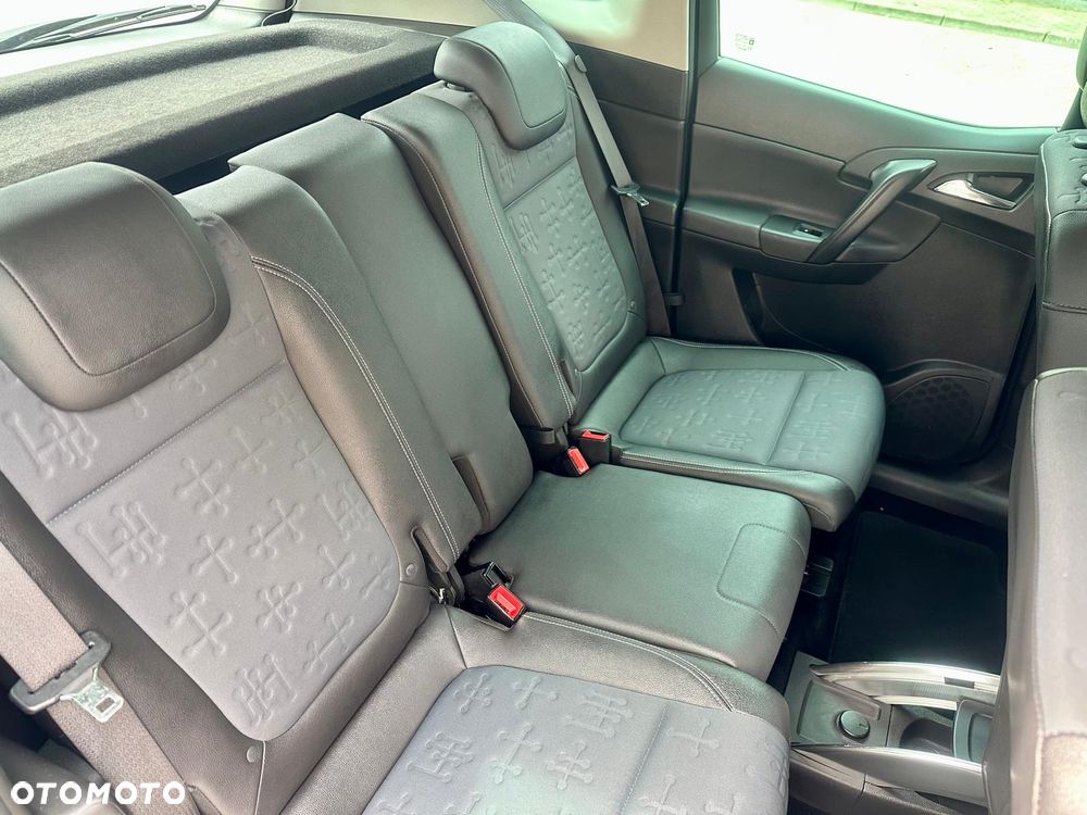 Opel Meriva 1.4 T Cosmo - 11
