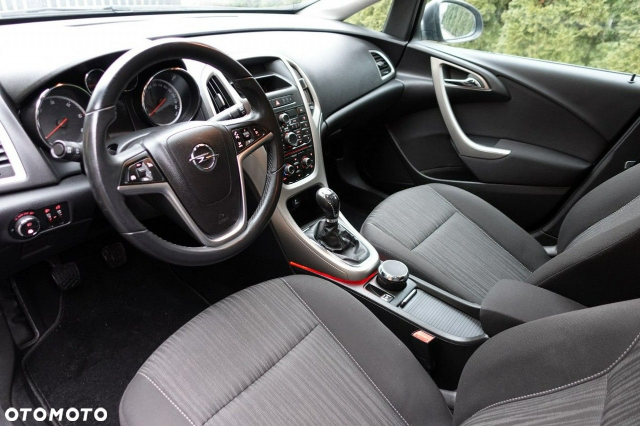 Opel Astra - 12