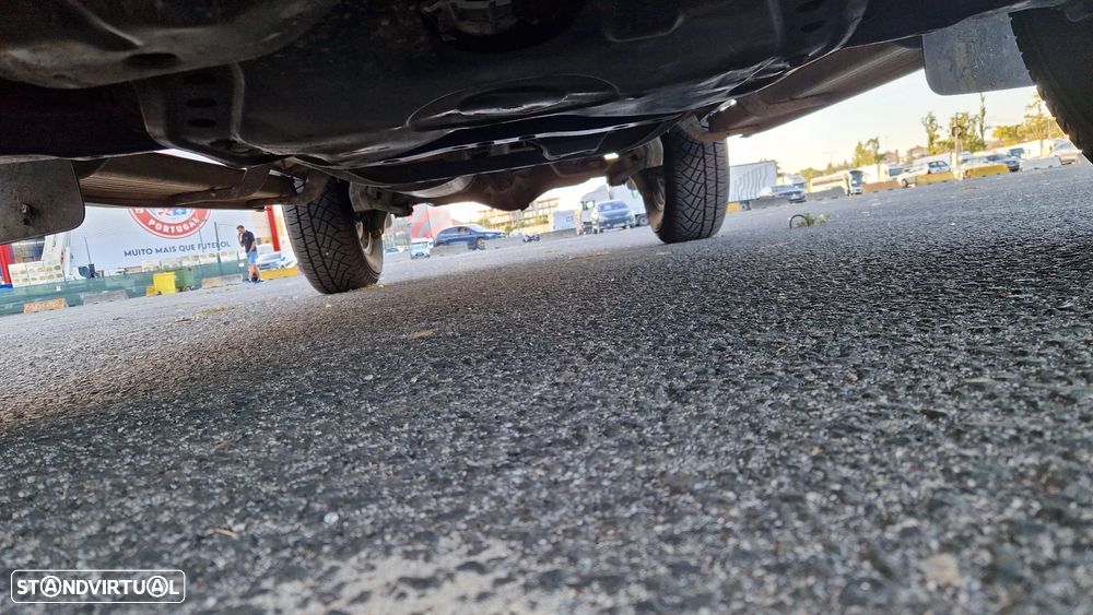 Toyota Land Cruiser 3.0 D-4D - 39