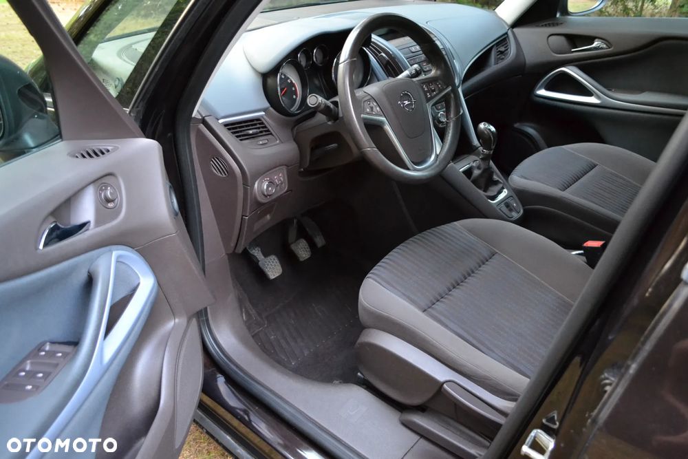 Opel Zafira 1.4 T Enjoy - 11