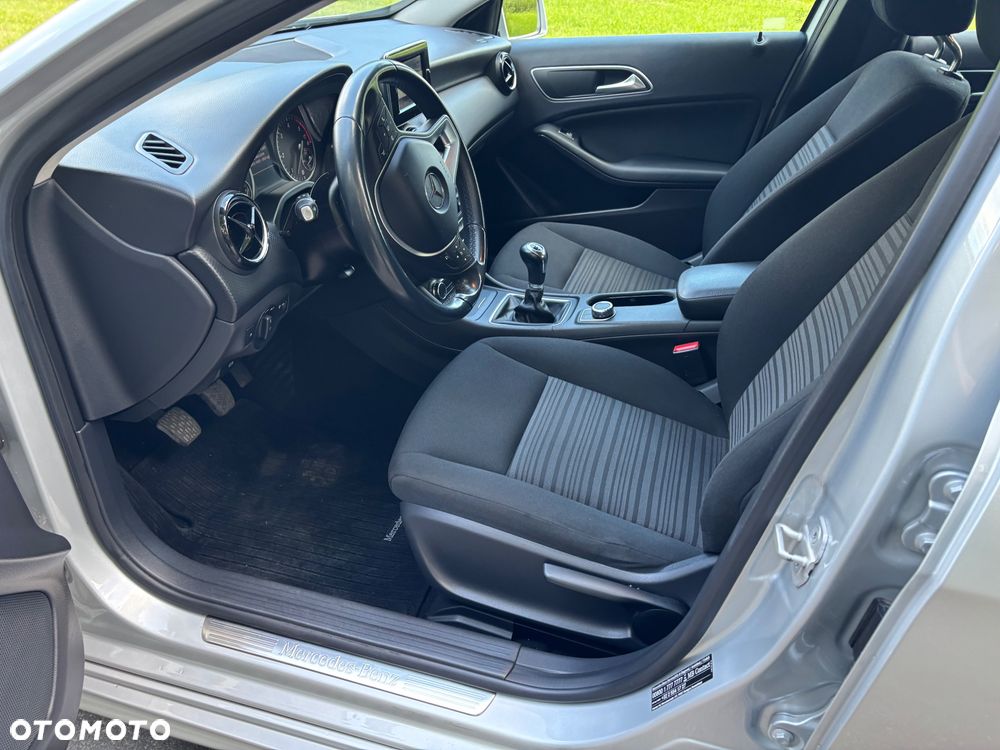 Mercedes-Benz Klasa A 180 CDI (BlueEFFICIENCY) Style - 17