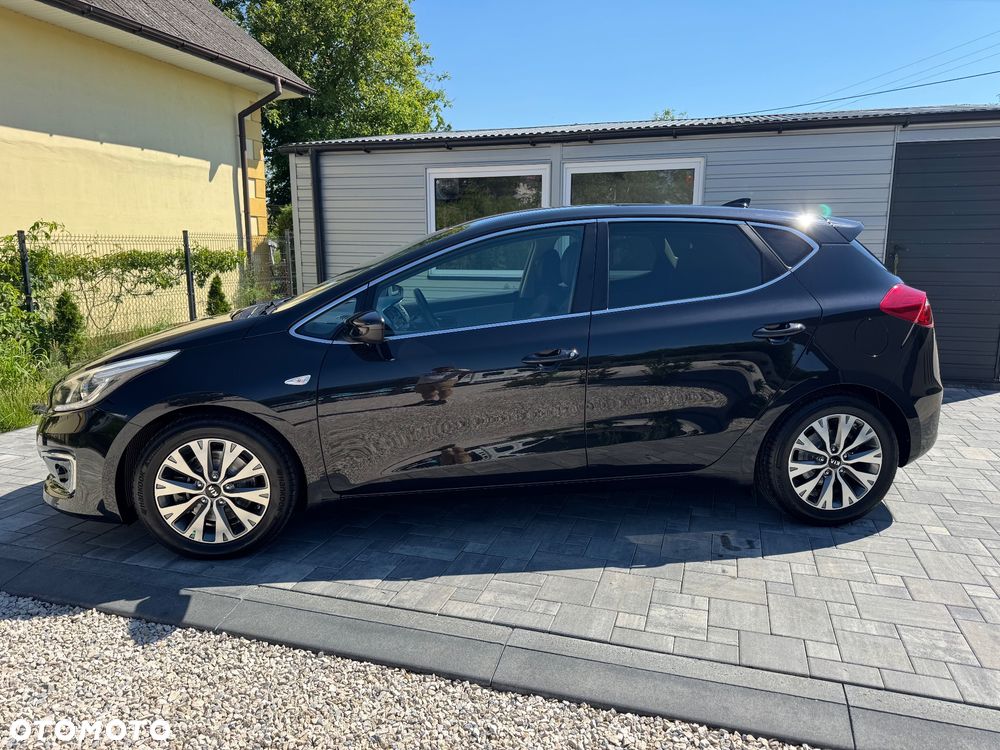Kia Ceed 1.6 GDI Dream-Team Edition - 10