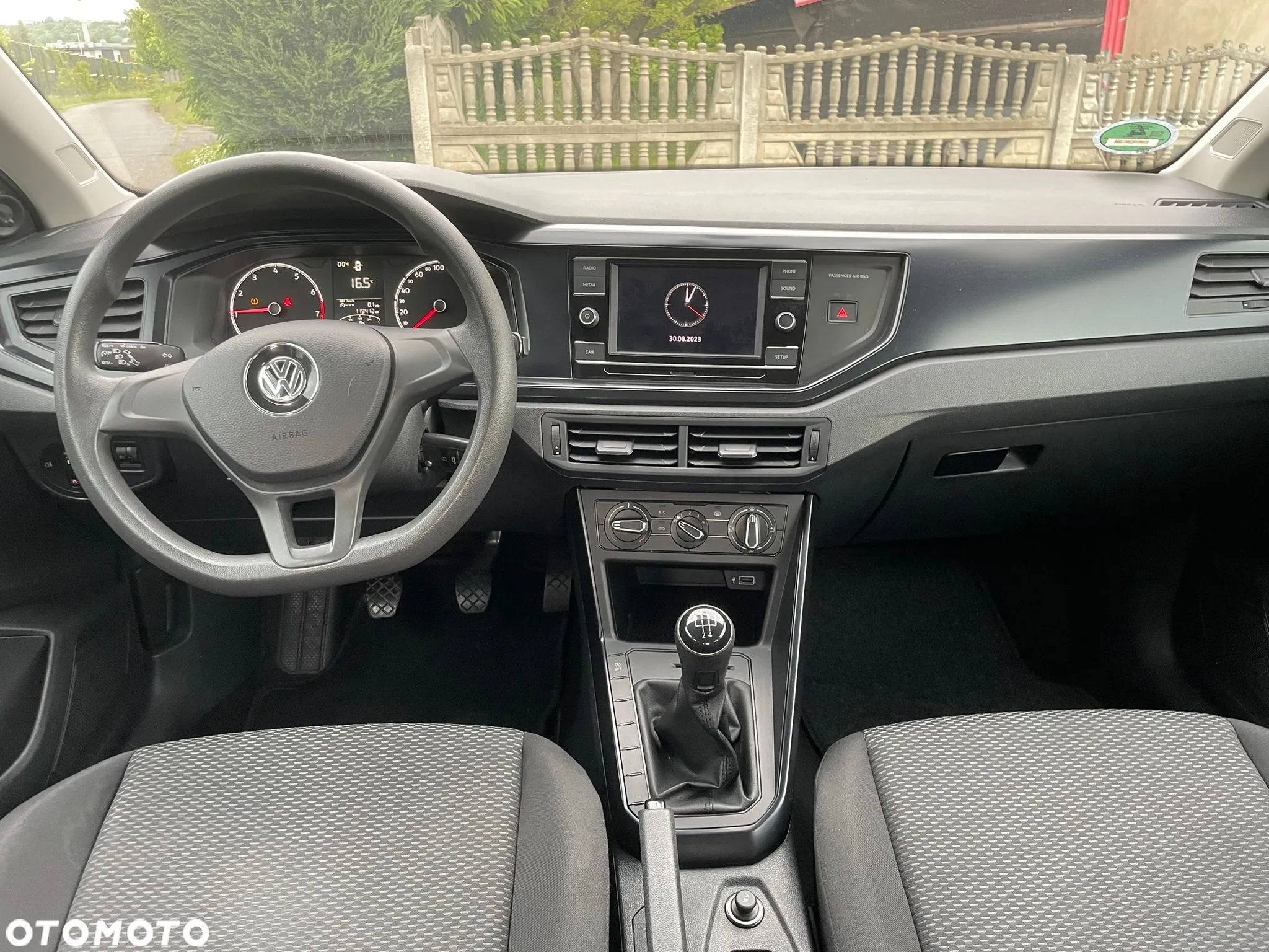 Volkswagen Polo 1.0 Comfortline - 8