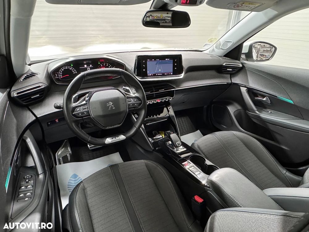 Peugeot 2008 1.5 BlueHDI EAT8 STT GT - 14