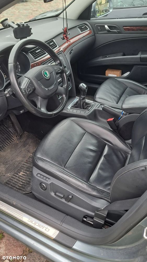 Skoda Superb 1.6 TDI Platinum - 15