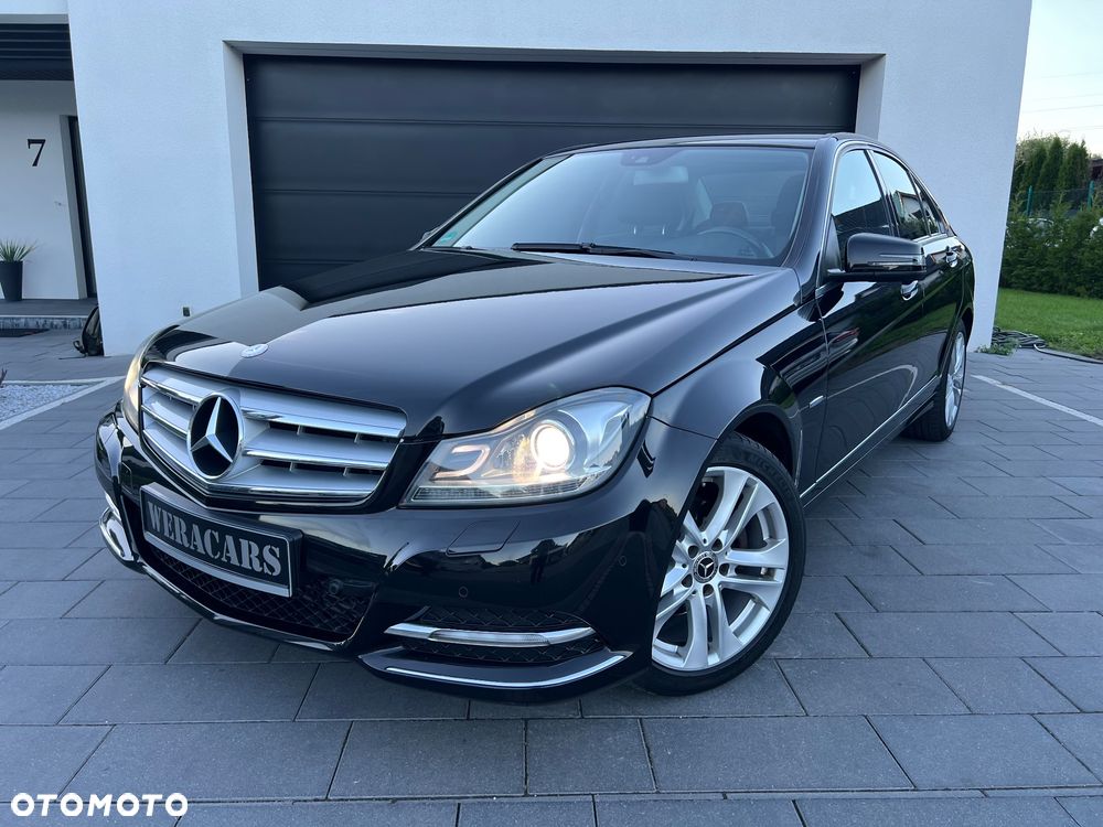 Mercedes-Benz Klasa C 180 CGI Automatik BlueEFFICIENCY Avantgarde - 1