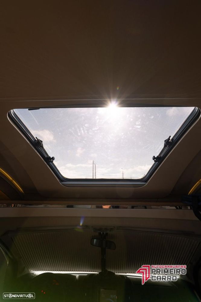 Adria Matrix 670 SBC 50 anos 5 lugares - 37