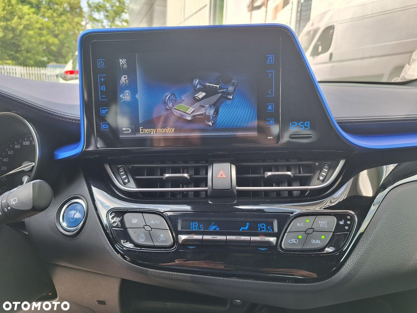 Toyota C-HR - 24