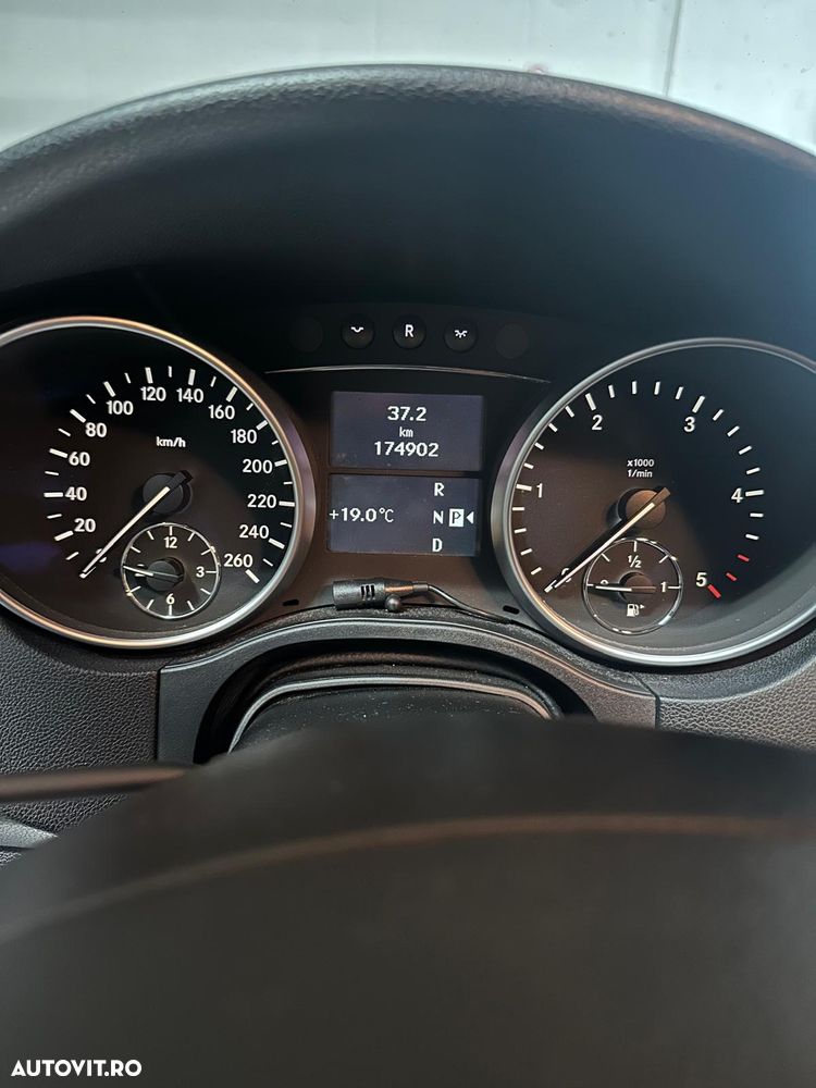 Mercedes-Benz ML - 14