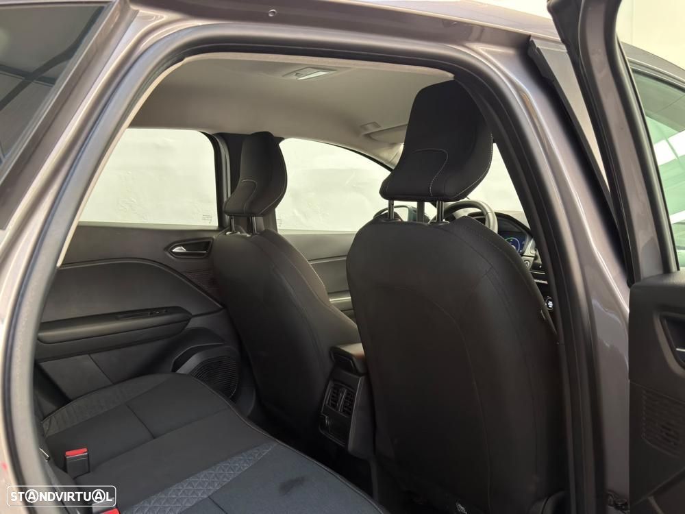 Renault Captur 1.6 E-Tech Intens - 19