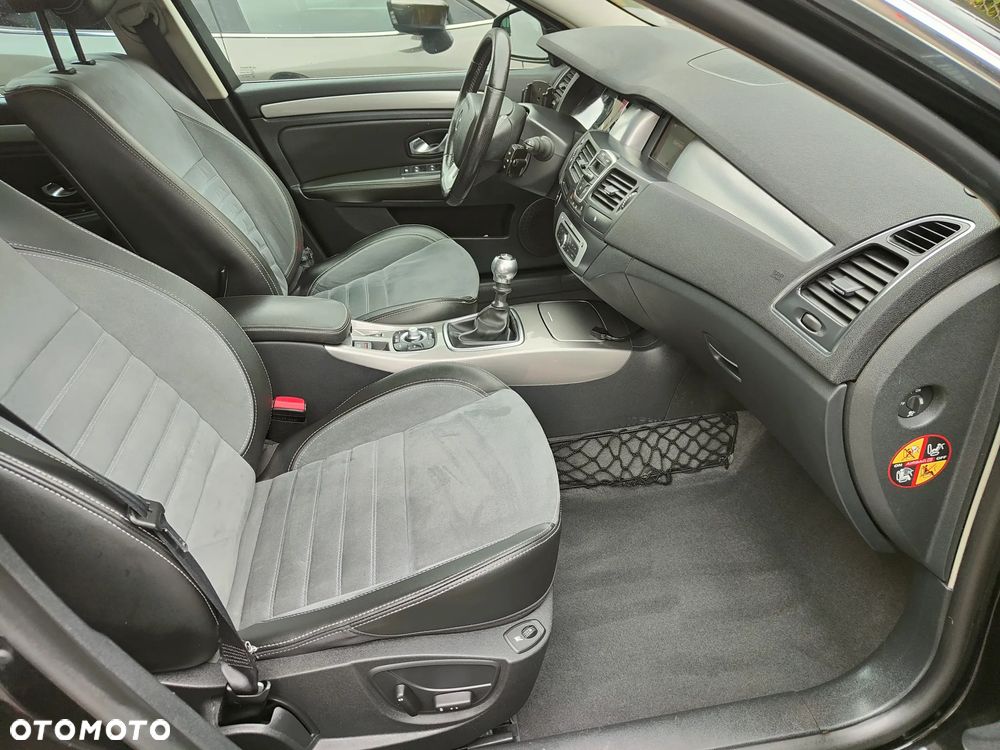 Renault Laguna dCi 150 FAP GT - 9