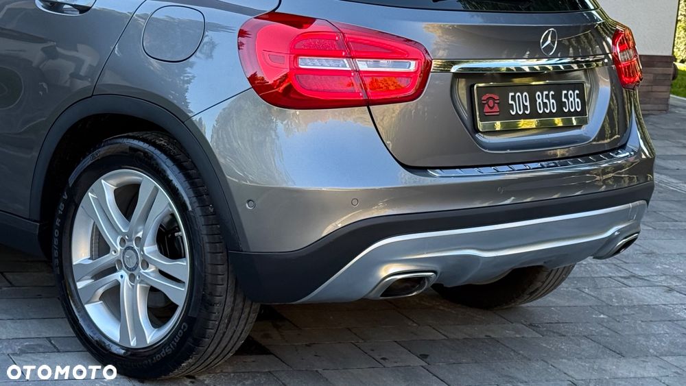 Mercedes-Benz GLA - 30