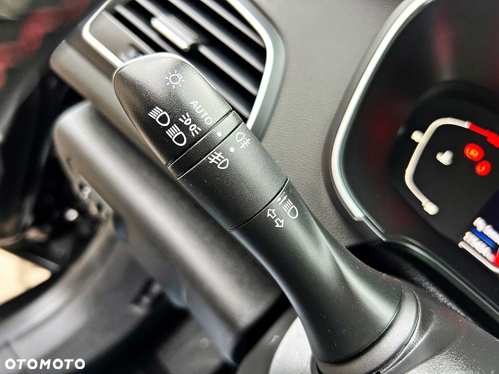 Renault Megane BLUE dCi 115 EDC R.S LINE - 40