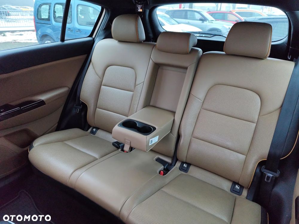 Kia Sportage 1.7 CRDI Business Line 2WD DCT - 16