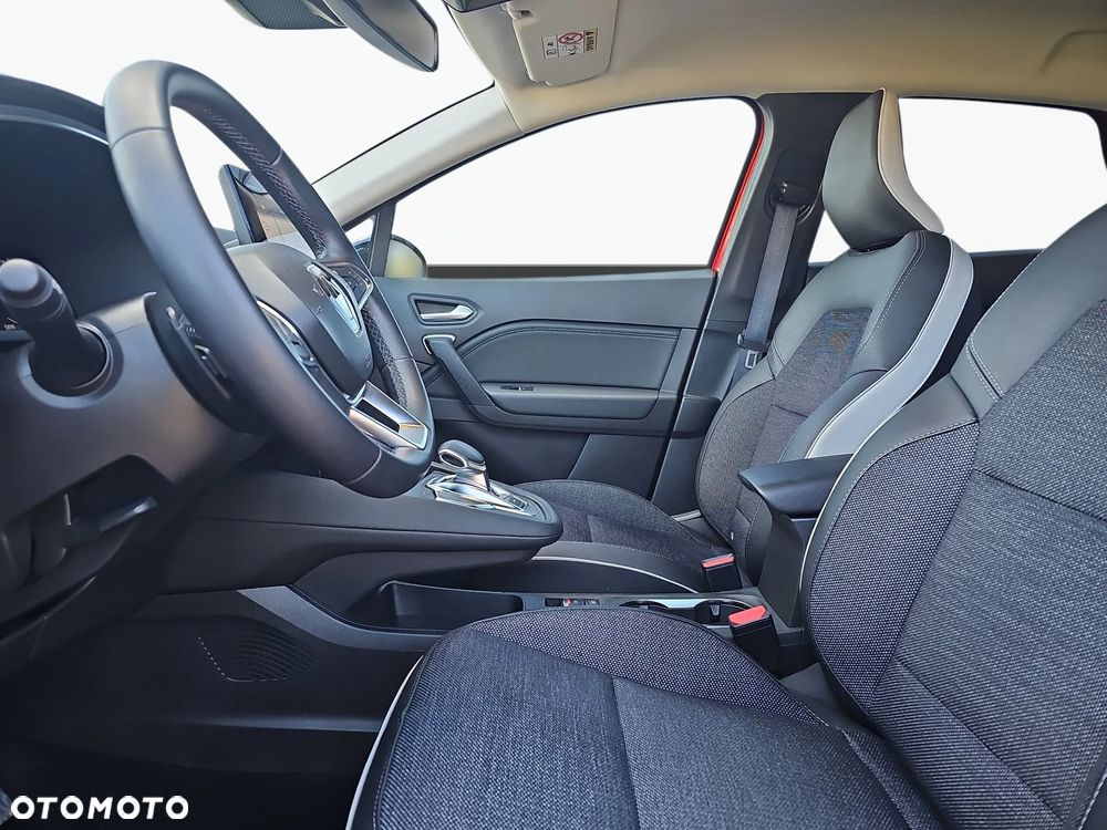 Renault Captur 1.3 TCe mHEV Techno EDC - 11