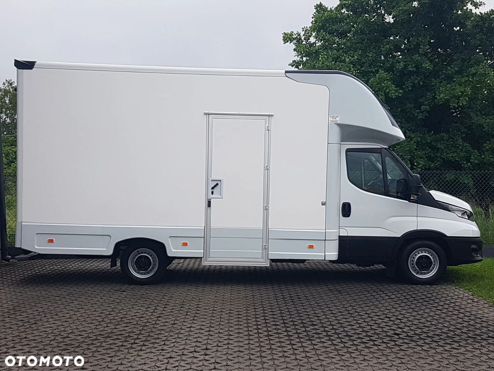 Iveco DAILY KONTENER NISKOPODŁOGOWY 4,43x2,23x2,42 SKLEP FOODTRUCK BAR KLIMA KONIOWÓZ KAMPER - 12