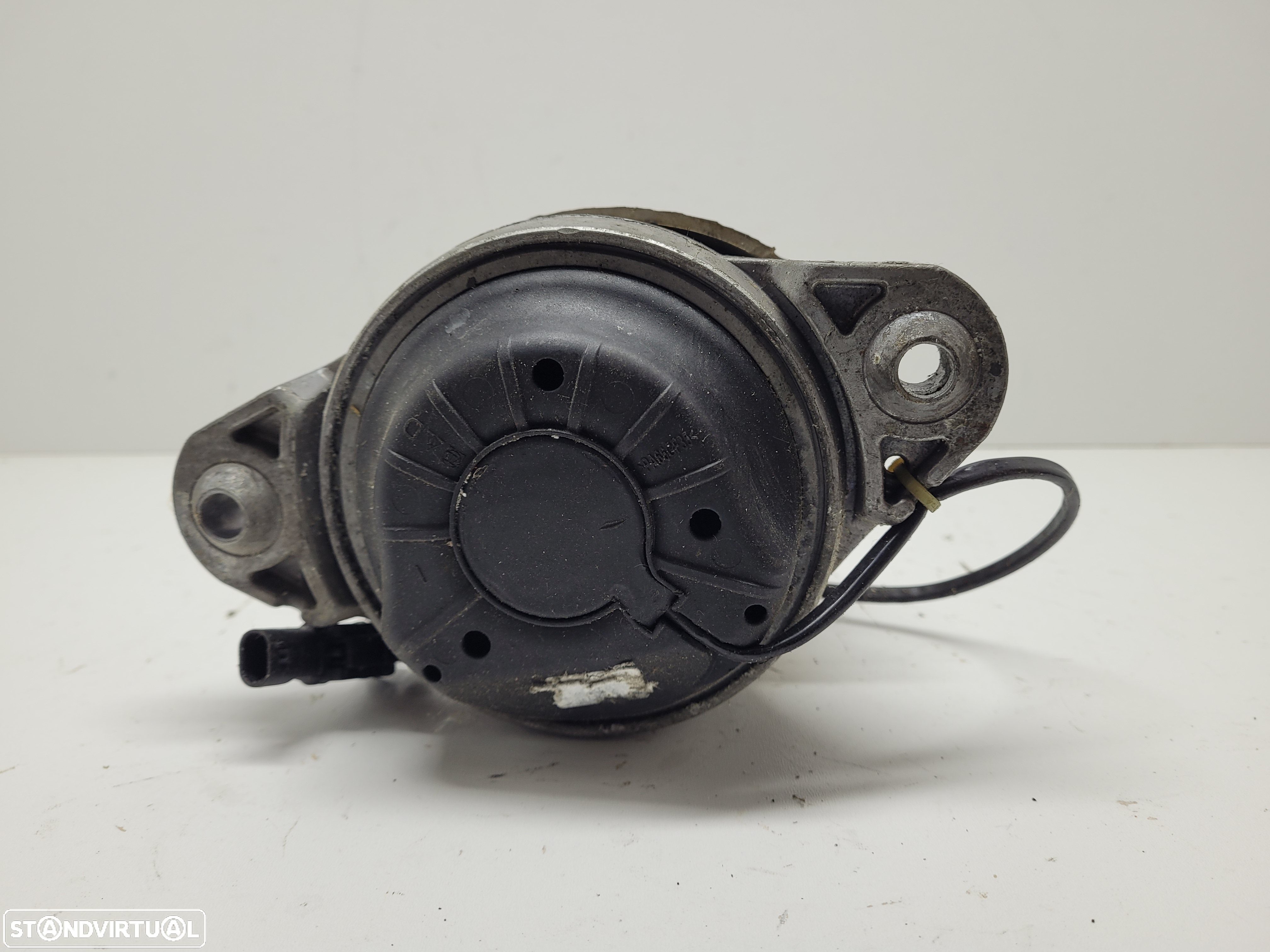 Apoio do motor direito MERCEDES GLK X204 REF: A2042403717 - 3
