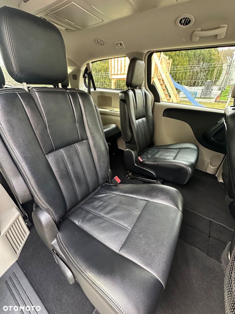 Chrysler Town & Country 3.6 Touring - 7