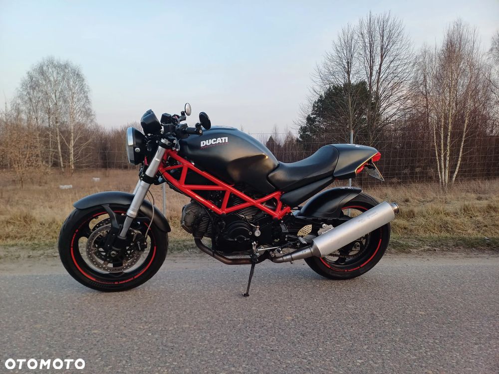 Ducati Monster - 7