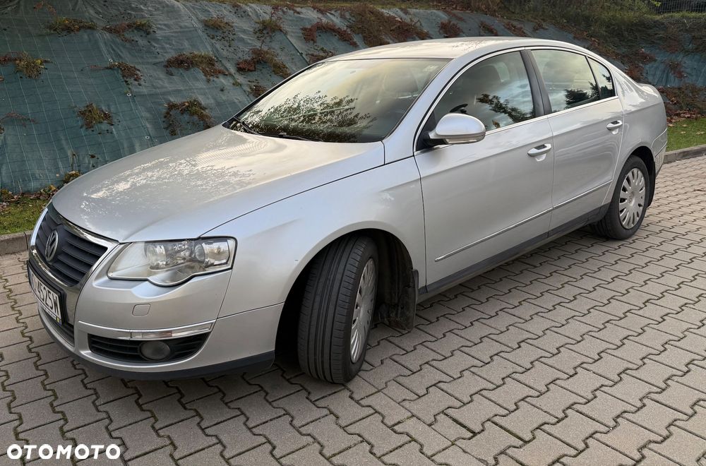 Volkswagen Passat 2.0 TDI DPF Comfortline - 15