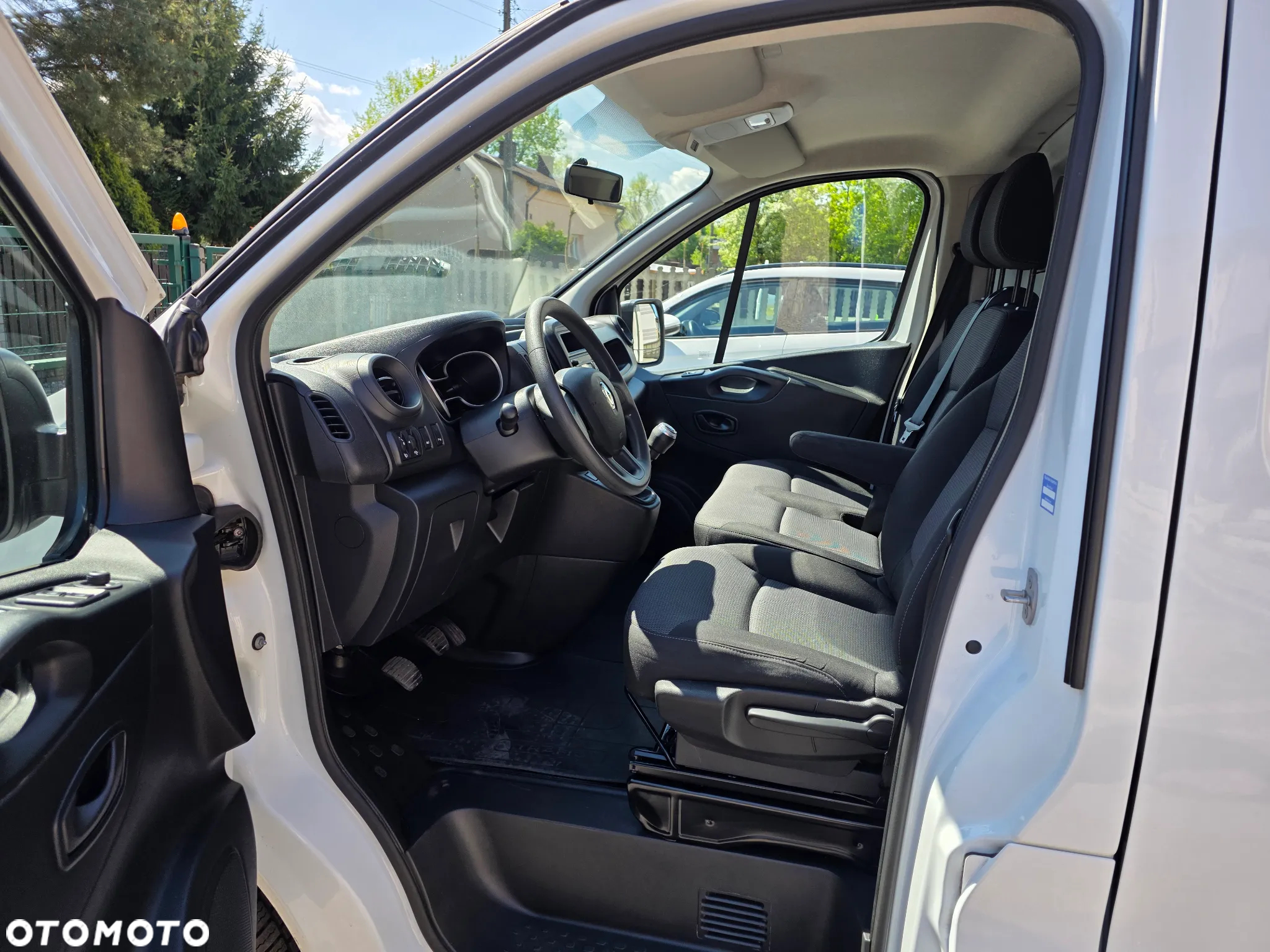 Renault Trafic - 9