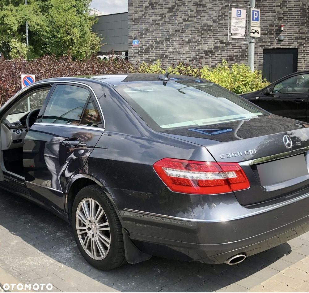 Mercedes-Benz Klasa E 350 CDI 4-Matic BlueEff Avantgarde - 5