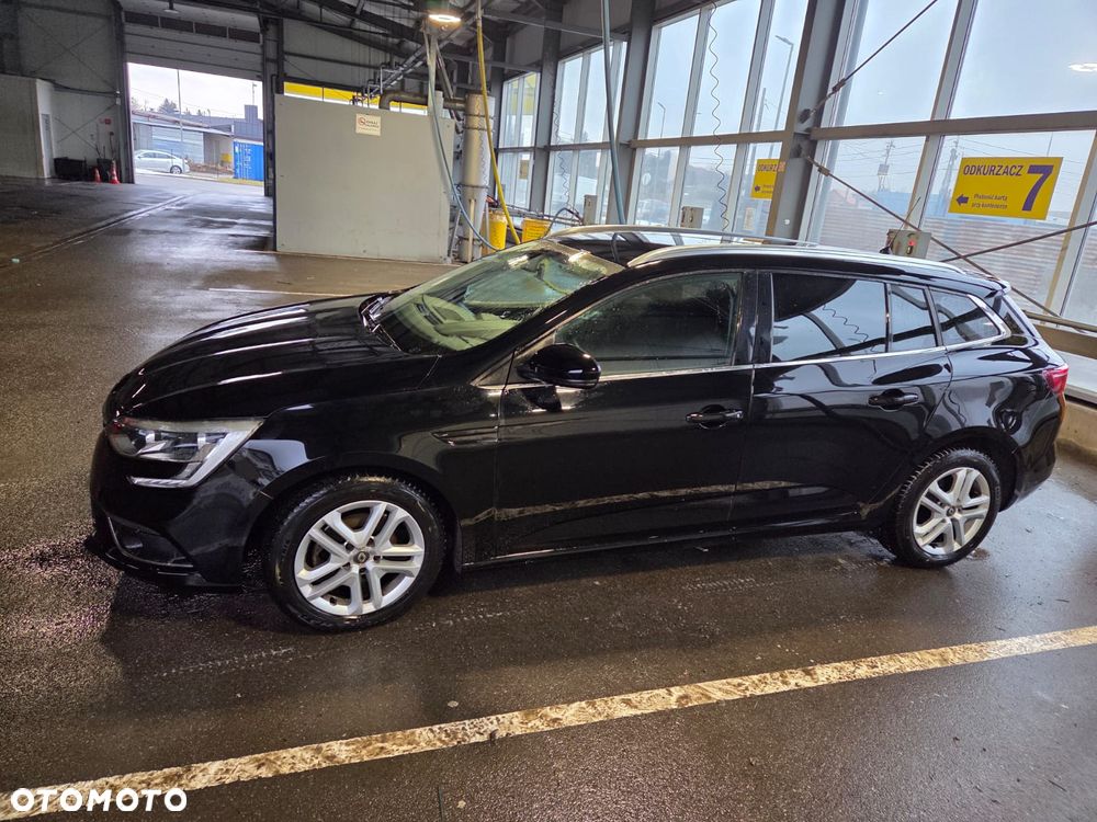 Renault Megane ENERGY TCe 130 Start & Stop LIMITED - 8