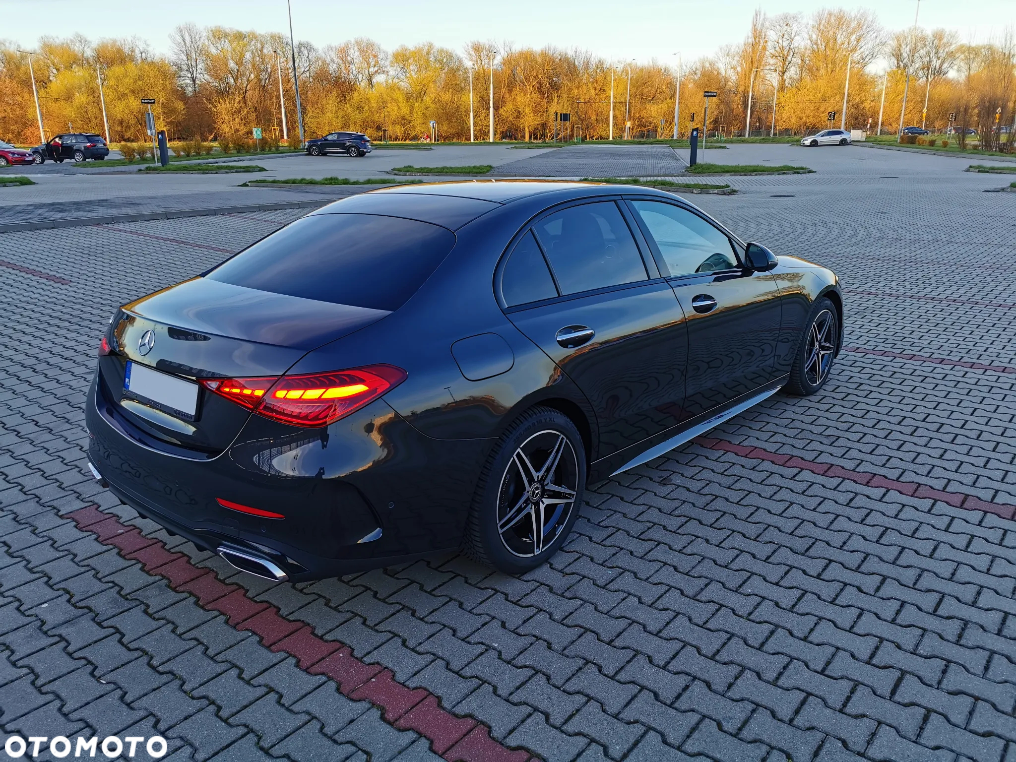 Mercedes-Benz Klasa C 180 mHEV AMG - 4