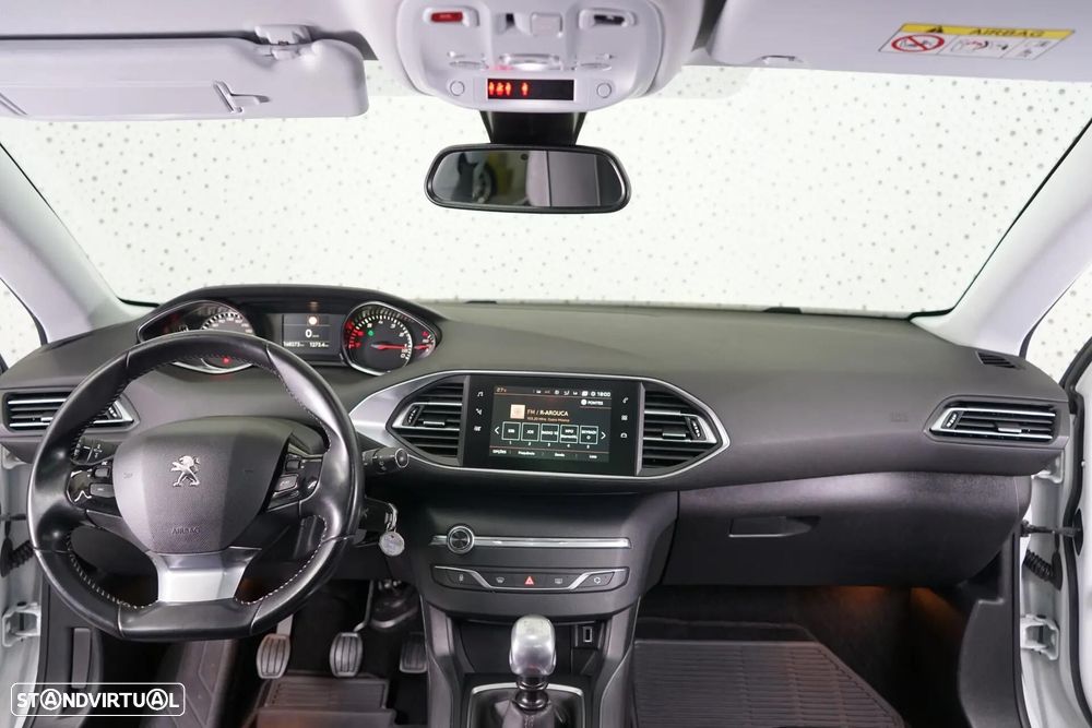 Peugeot 308 SW 1.2 PureTech Allure Pack - 16