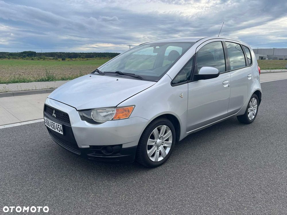 Mitsubishi Colt - 1