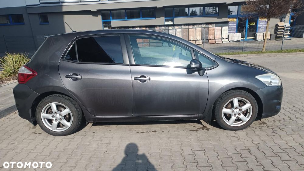 Toyota Auris 1.4 D-4D Terra - 15