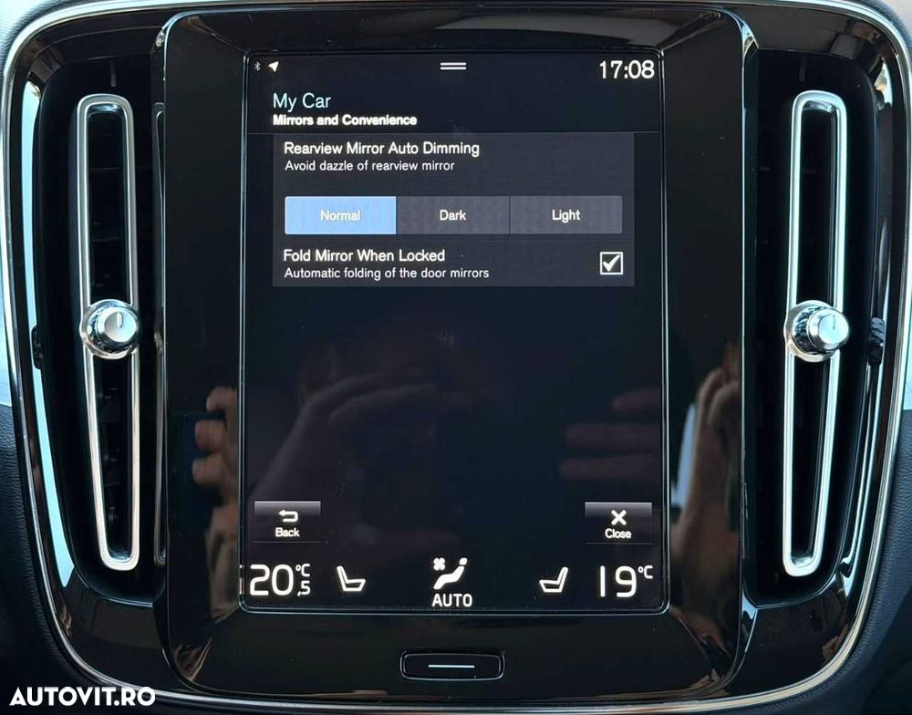 VOLVO XC40 2022 — imagine 34