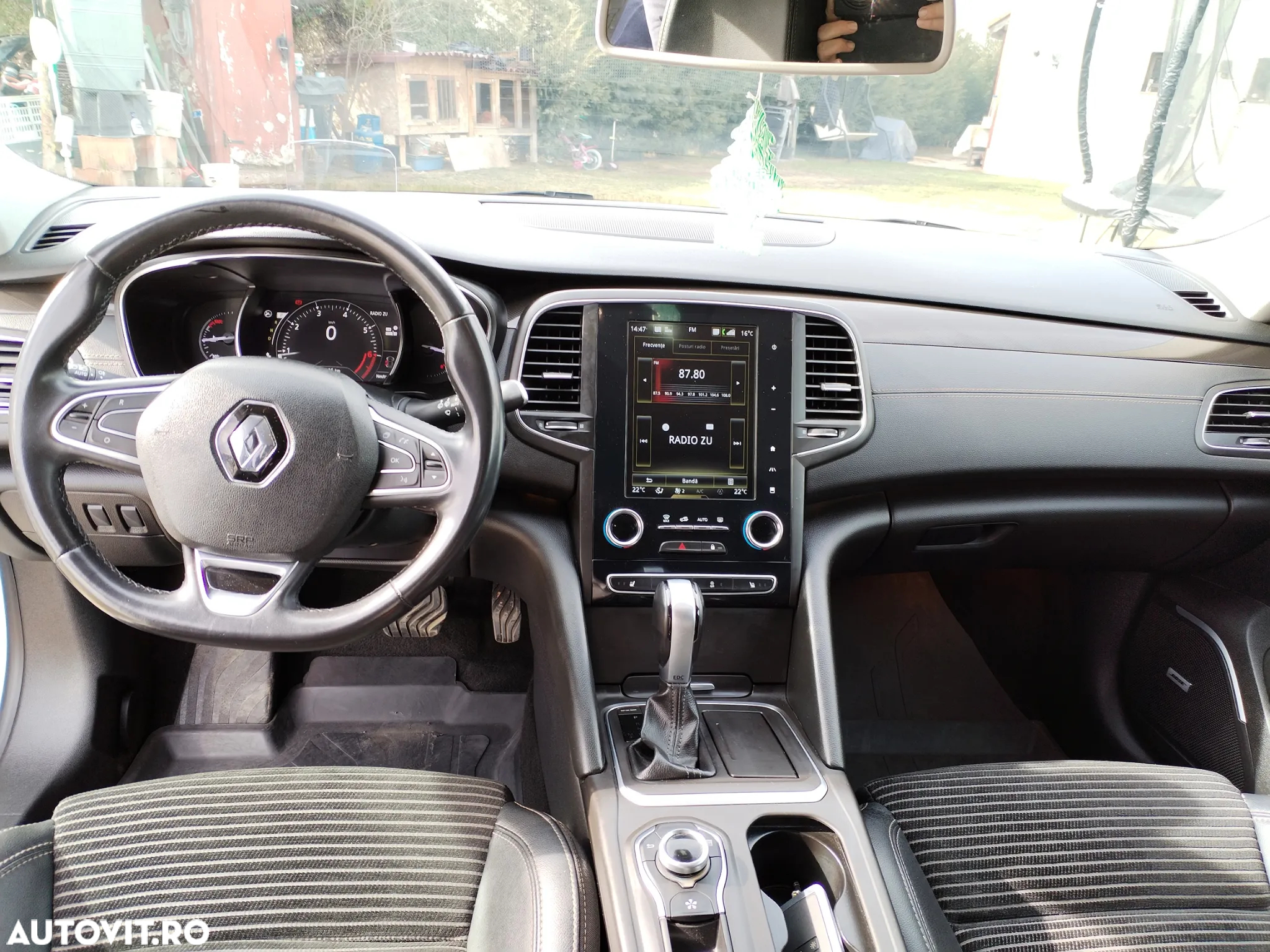 Renault Talisman Grandtour TCe 225 EDC GPF BUSINESS EDITION - 10