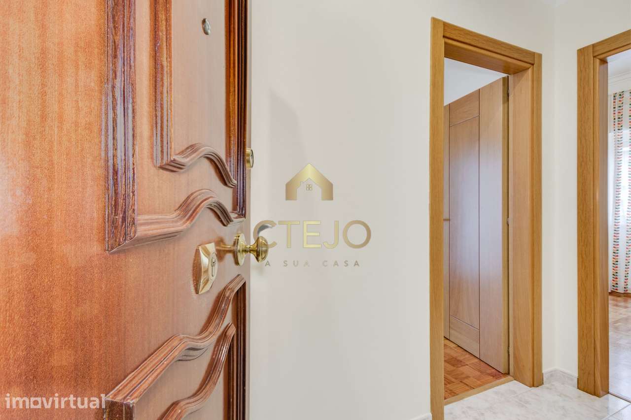 APARTAMENTO T2   EXCELENTE OPORTUNIDADE   FORTE DA CASA , POVOA DE SAN - Grande imagem: 4/28