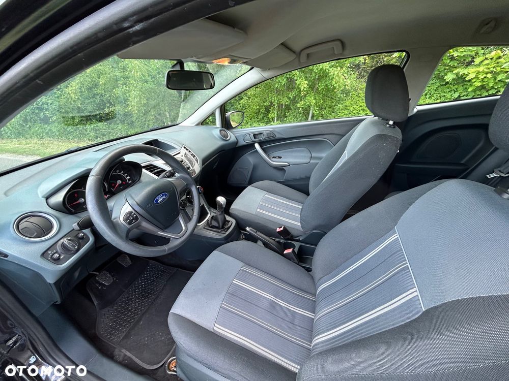 Ford Fiesta - 35