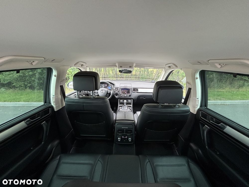Volkswagen Touareg 3.0 V6 TDI BMT Business Line - 20