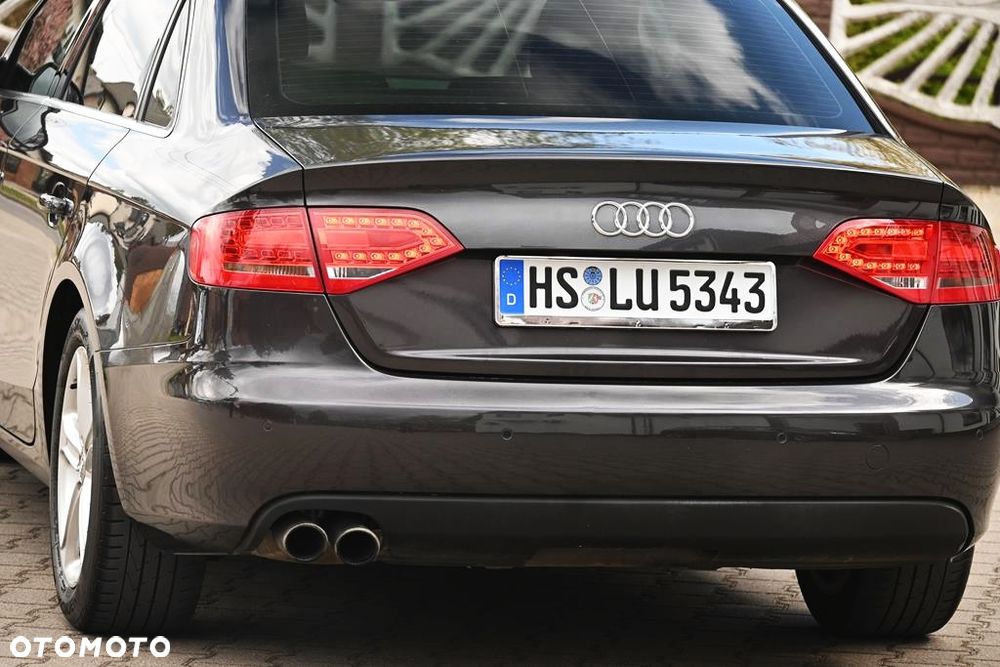 Audi A4 Limousine - 28