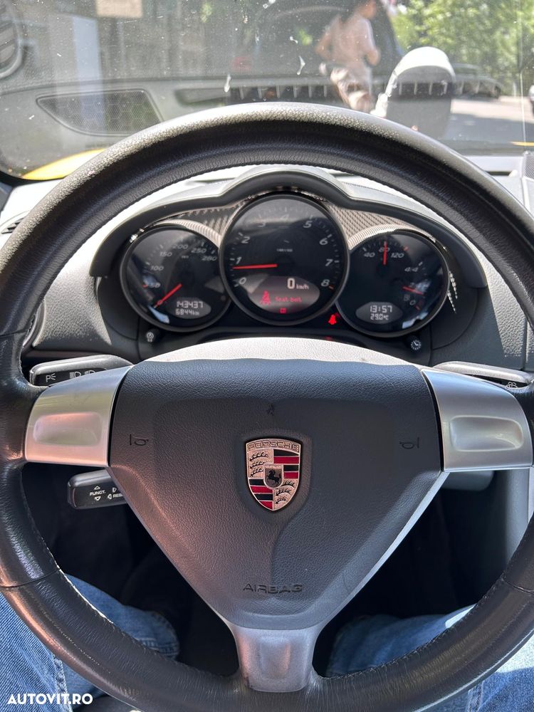 Porsche Cayman - 13
