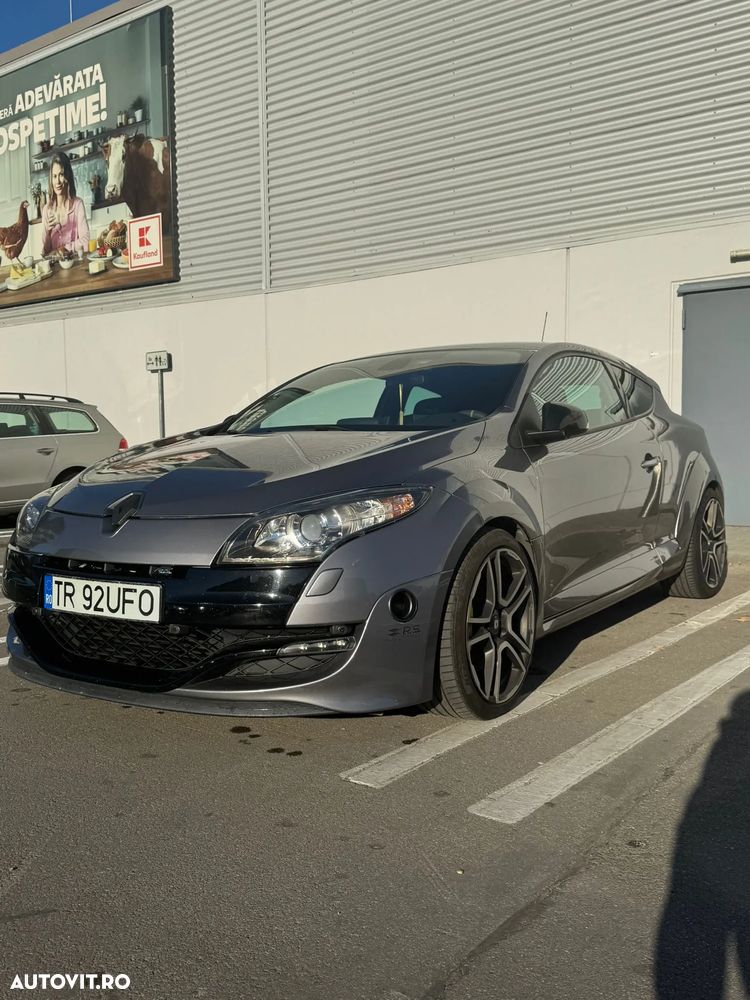 Renault Megane RS 2.0 16V - 1